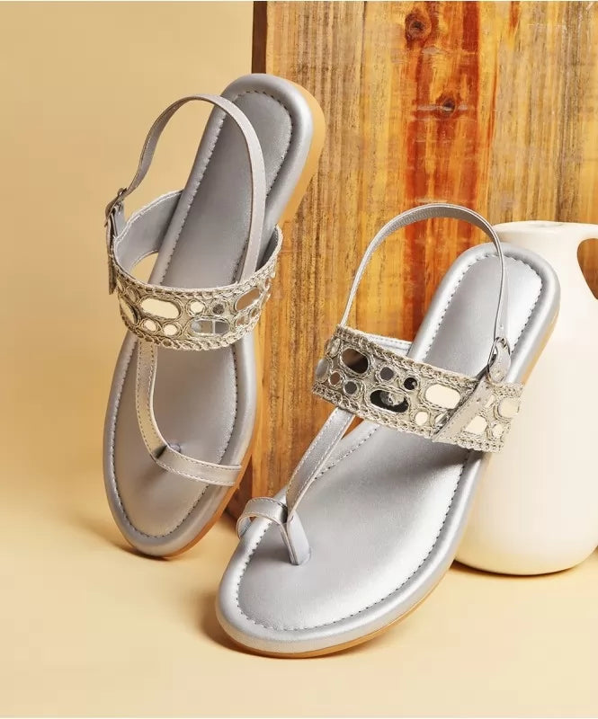 Silver Kolhapuri-style Flat - 131604